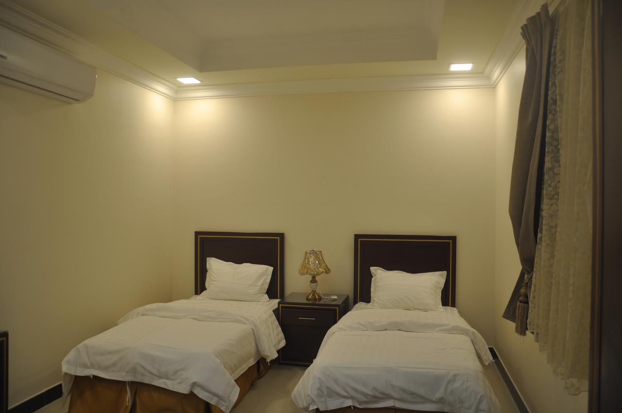 Almanzel Althahabi Aparthotel Dammam Buitenkant foto