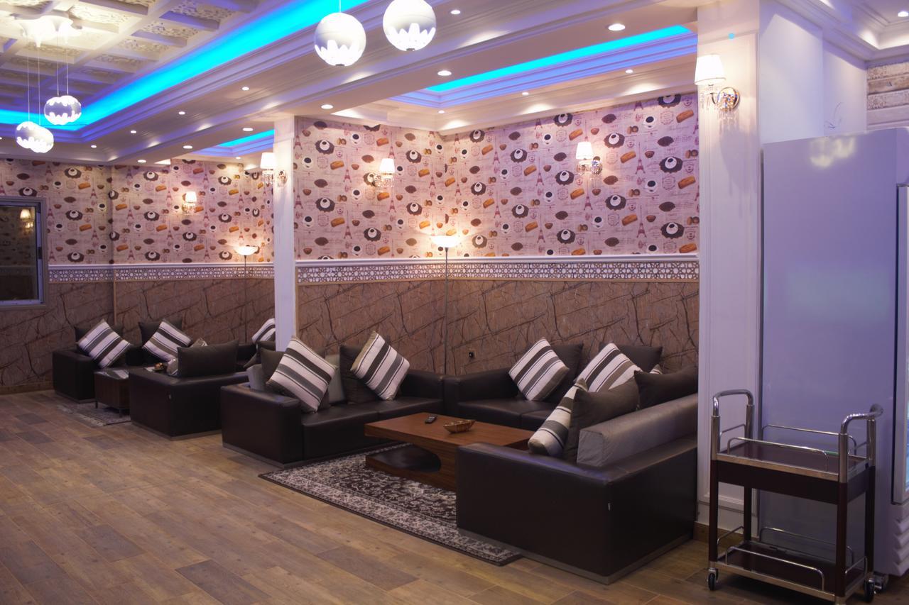 Almanzel Althahabi Aparthotel Dammam Buitenkant foto